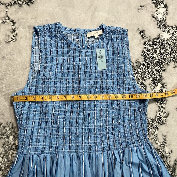 Loft Dress Womens Sz XLP Striped Poplin Smocked Bodice Midi Pocket Upstream Blue - Picture 2 of 9